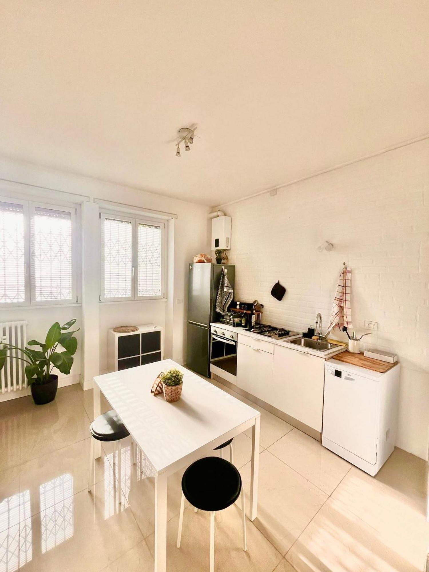 Double With Private Bathroom In Shared Séjour chez l'habitant
